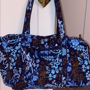 Extra large Vera Bradley Duffle